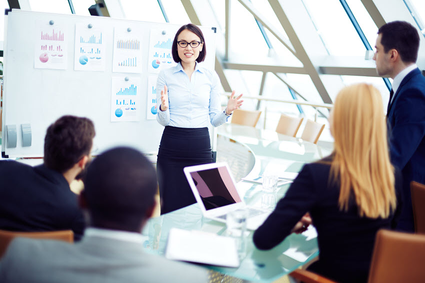 bí quyết cải thiện lỗi lảng tránh ánh mắt khi thuyết trình